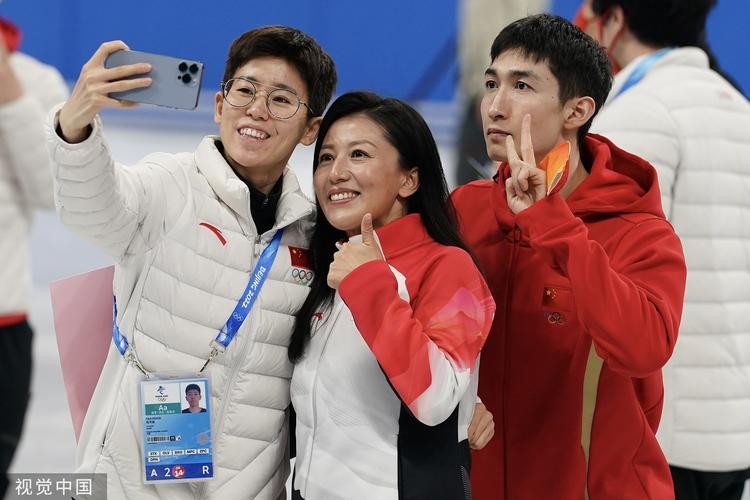 冬奥中国梦，杨扬与武大靖的翱翔之约——梦想的力量在冰雪中绽放！